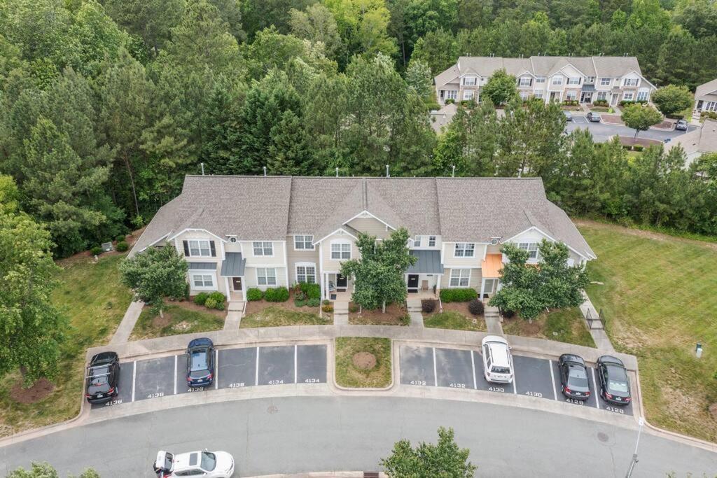 Peaceful, Townhome In Hope Valley Farms Durham Eksteriør billede